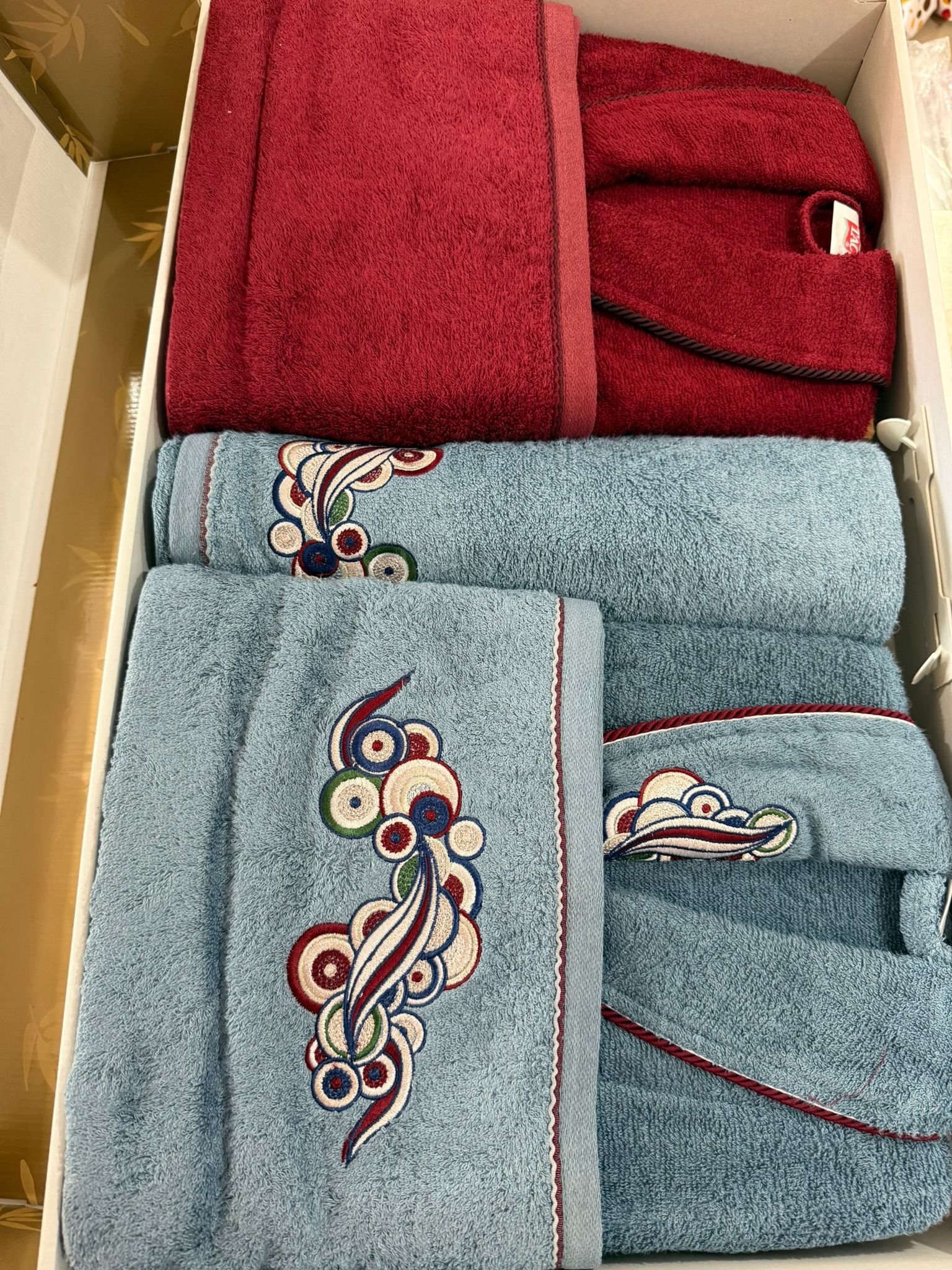 2025/08/1000003249.jpg Taç bornoz seti - Görsel 1