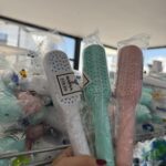 kendi kendini temizleyen  tarak otomatik tuşlu dolaşık açıcı anti statik saç tarağı